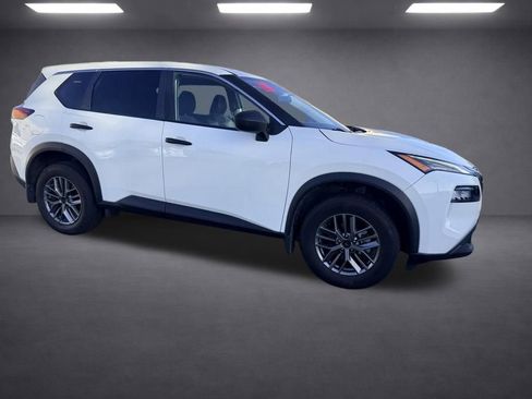 Used 2021 Nissan Rogue S FWD image 7