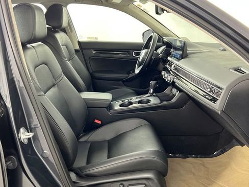 Used 2024 Honda Civic Touring image 18
