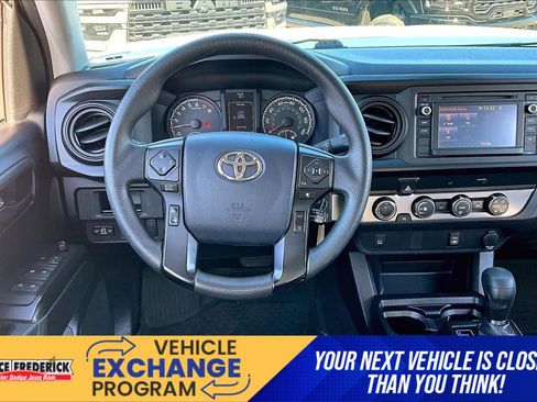 Used 2019 Toyota Tacoma SR w/ SR Convenience Package image 5