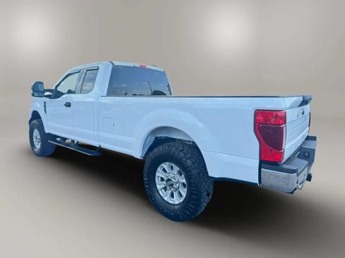 Used 2021 Ford F250 XLT w/ XLT Value Package AWD/4WD image 7