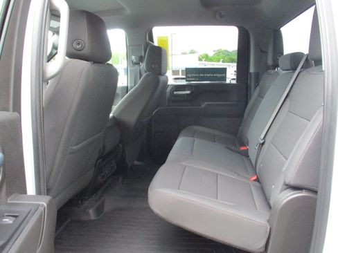 Used 2024 Chevrolet Silverado 2500 Custom w/ Custom Value Package AWD/4WD image 12