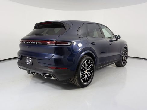 New 2026 Porsche Cayenne image 7
