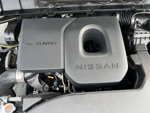 Used 2025 Nissan Murano SV FWD image 15