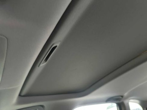 Used 2020 Honda CR-V Touring image 11