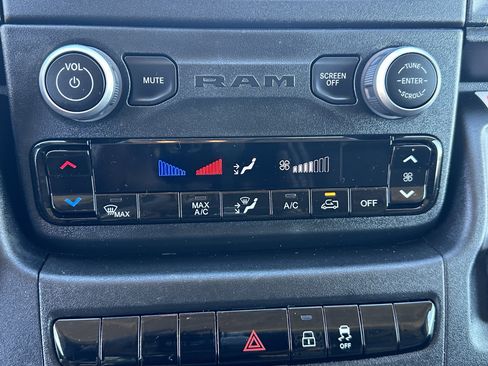 Used 2023 RAM ProMaster 2500 image 30