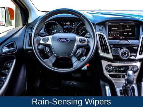 Used 2012 Ford Focus SEL image 19