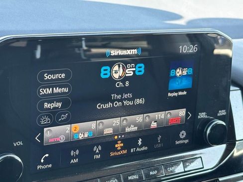 Used 2025 Nissan Pathfinder SL image 12