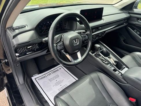 Used 2024 Honda Accord Touring image 12