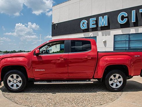 Used 2015 GMC Canyon SLE w/ SLE Convenience Package AWD/4WD image 2