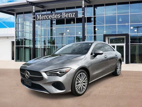 Used 2025 Mercedes-Benz CLA 250 image 1