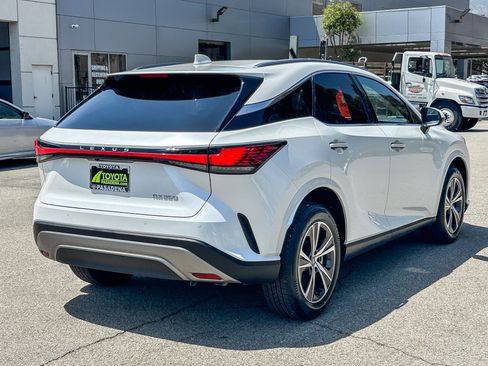 Used 2024 Lexus RX 350 Premium w/ Accessory Package (Z1) FWD image 6