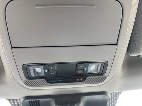 New 2025 Ford F550 4x4 Regular Cab Super Duty image 46