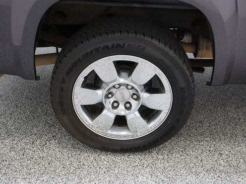 Used 2011 GMC Sierra 1500 SLE w/ Texas Edition RWD image 6