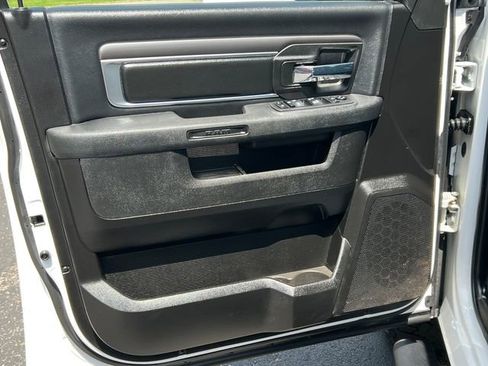 Used 2022 RAM 1500 Classic Warlock AWD/4WD image 17