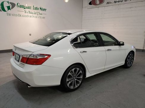 Used 2015 Honda Accord Sport image 6