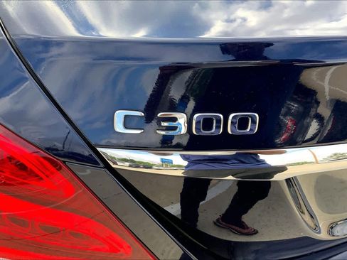 Used 2018 Mercedes-Benz C 300 Sedan image 10