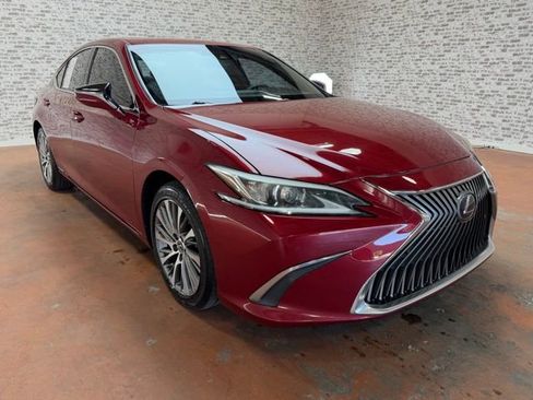 Used 2019 Lexus ES 300h w/ Premium Package FWD image 7