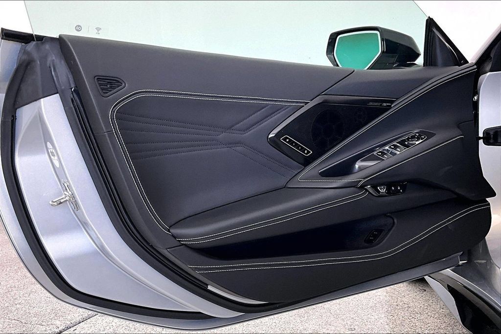 Used 2024 Chevrolet Corvette Z06 w/ Stealth Interior Trim Package RWD image 23