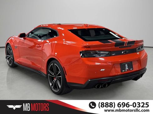 Used 2018 Chevrolet Camaro SS w/ Hot Wheels Edition RWD image 5