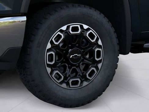 New 2026 Chevrolet Silverado 2500 LT w/ Z71 Off-Road Package image 7