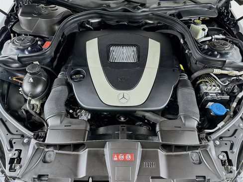 Used 2010 Mercedes-Benz E 350 E 350 image 32