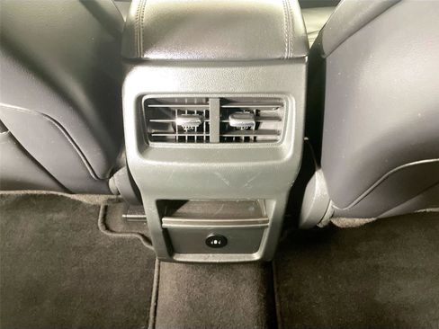 Used 2024 Ford Edge SEL image 23