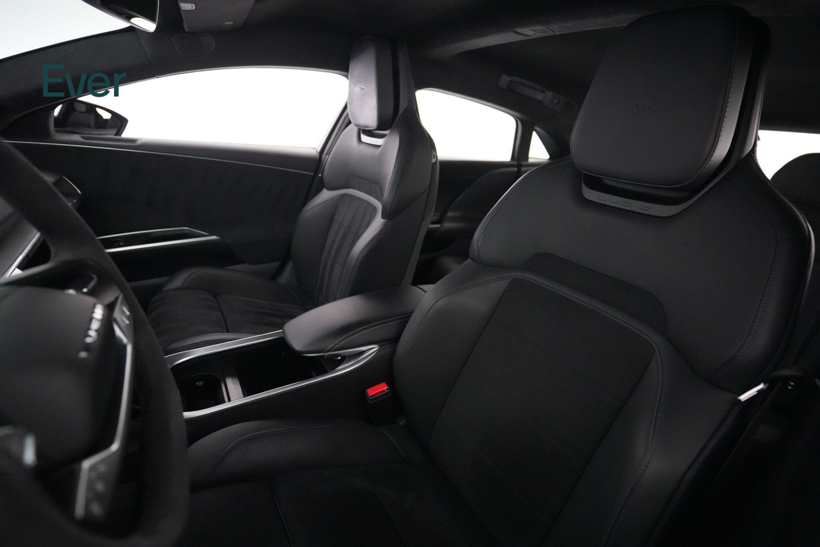 Used 2024 Lucid Air Sapphire AWD/4WD image 4