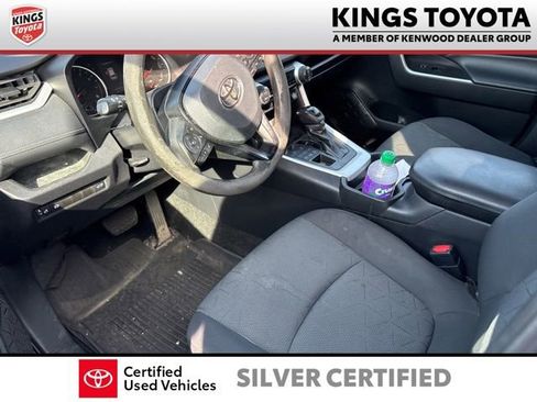 Used 2021 Toyota RAV4 XLE w/ Convenience Package image 12