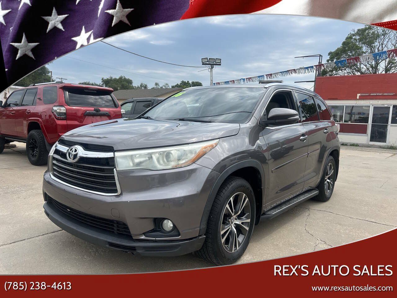 Used 2016 Toyota Highlander XLE AWD/4WD image 1