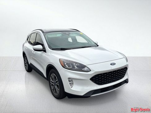 Used 2020 Ford Escape SEL FWD image 5