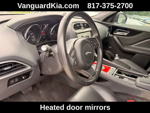 Used 2020 Jaguar F-PACE Premium image 14