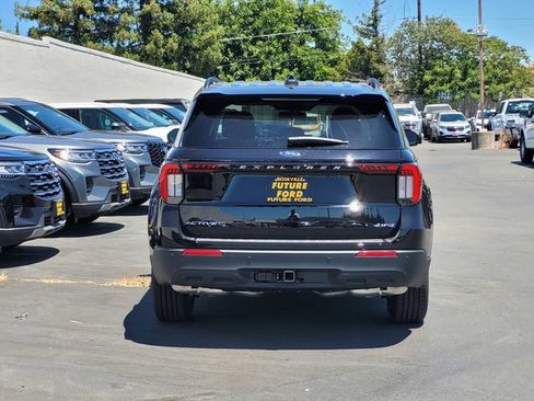 New 2026 Ford Explorer Active AWD/4WD image 5