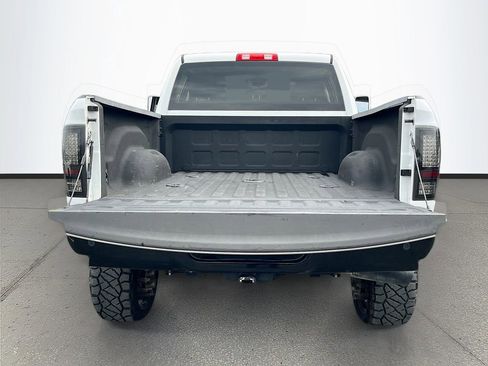 Used 2017 RAM 2500 Tradesman w/ Chrome Appearance Group AWD/4WD image 23