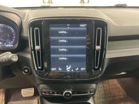 Used 2022 Volvo XC40 T5 R-Design w/ Advanced Package AWD/4WD image 15