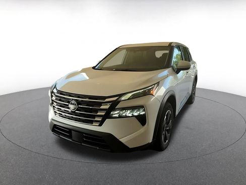 Used 2025 Nissan Rogue SV image 7