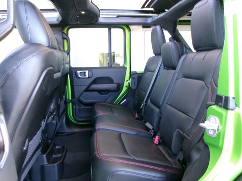 New 2026 Jeep Wrangler Unlimited Rubicon image 19