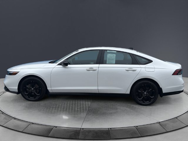 Used 2025 Honda Accord SE image 2