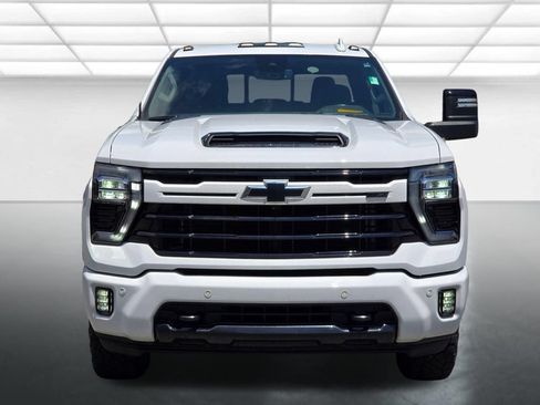 Used 2024 Chevrolet Silverado 2500 LTZ w/ LTZ Plus Package AWD/4WD image 12