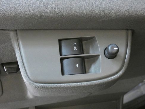 Used 2024 Chevrolet Express 2500 w/ Driver Convenience Package image 18