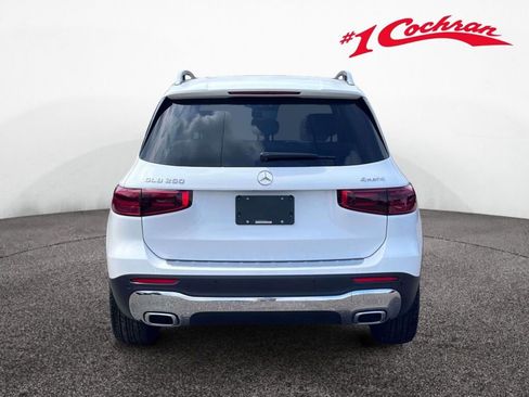 New 2026 Mercedes-Benz GLB 250 4MATIC image 8