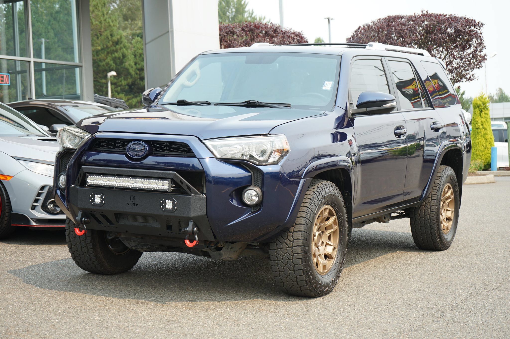 Used 2018 Toyota 4Runner SR5 Premium AWD/4WD image 1