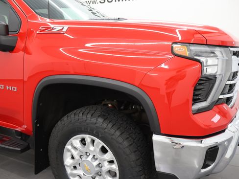Used 2024 Chevrolet Silverado 2500 LTZ w/ LTZ Plus Package AWD/4WD image 29