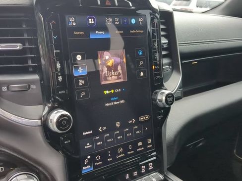 Used 2023 RAM 1500 Laramie AWD/4WD image 12