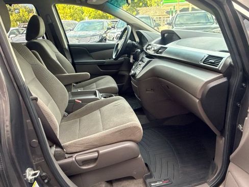Used 2012 Honda Odyssey EX image 17