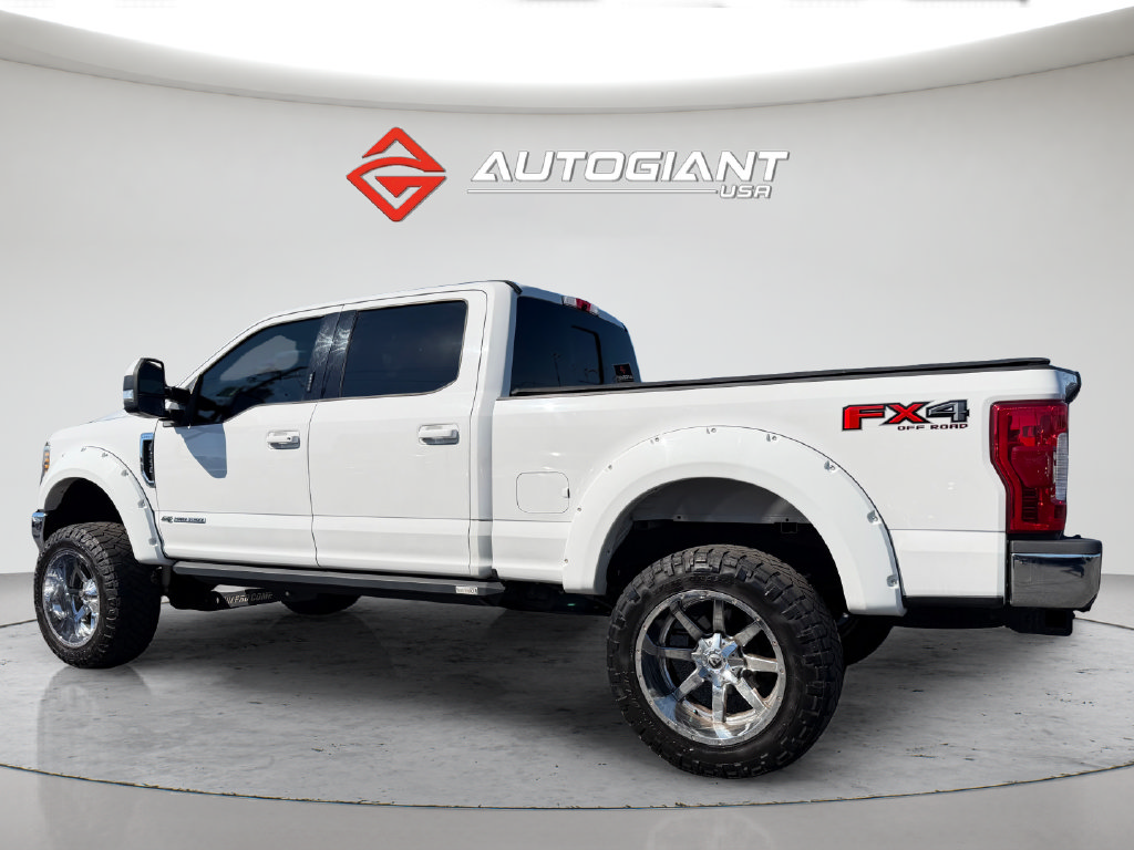 Used 2019 Ford F250 Lariat w/ Lariat Value Package AWD/4WD image 3