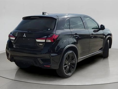 Used 2025 Mitsubishi Outlander Sport LE image 5