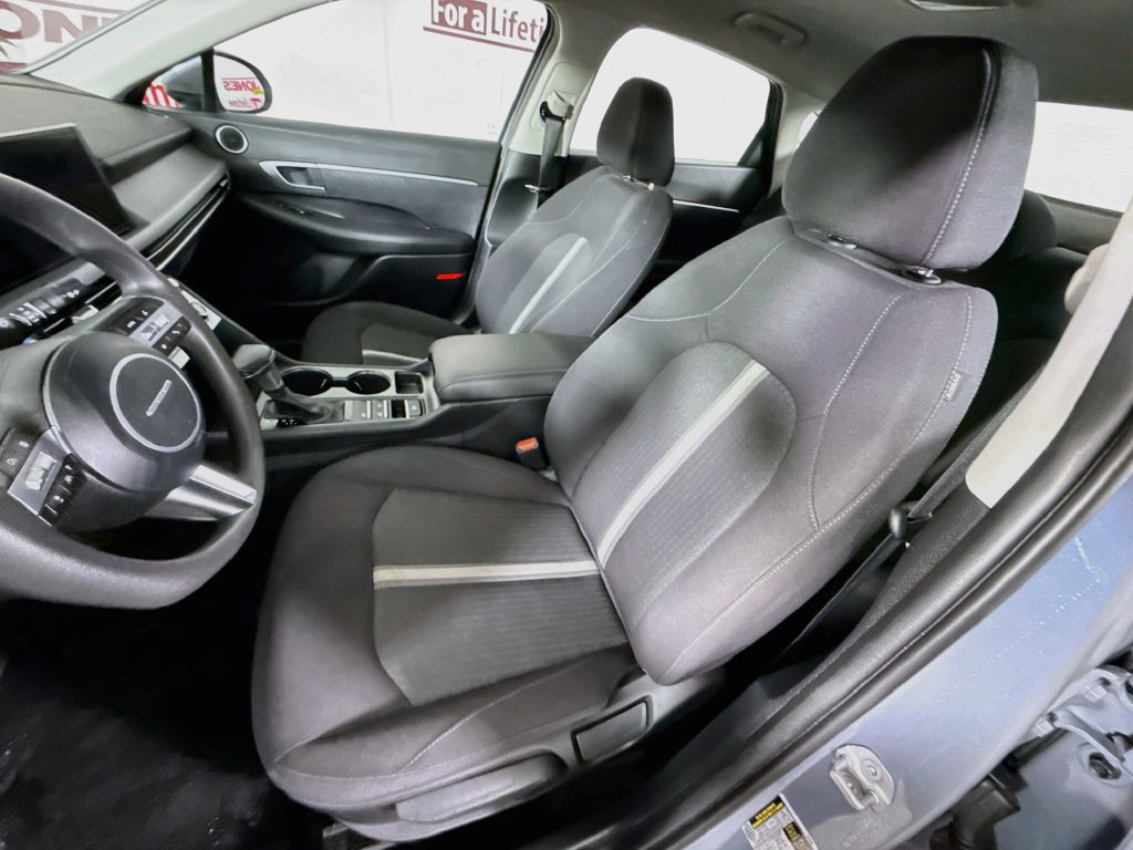 Certified 2025 Hyundai Sonata SE FWD image 24