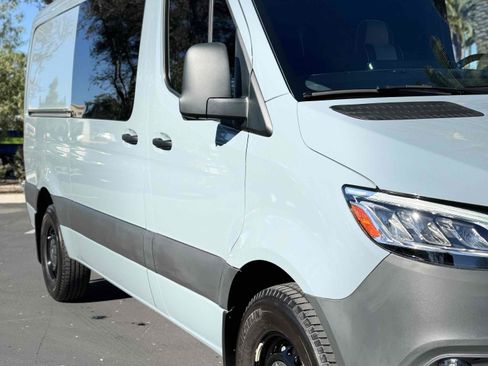 Used 2023 Mercedes-Benz Sprinter 2500 image 33