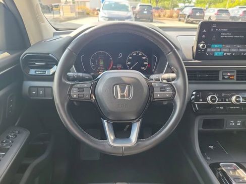 Certified 2025 Honda Pilot EX-L image 28