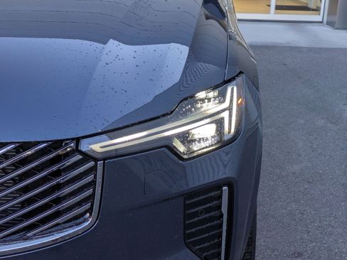 New 2026 Volvo XC90 B5 Core image 10